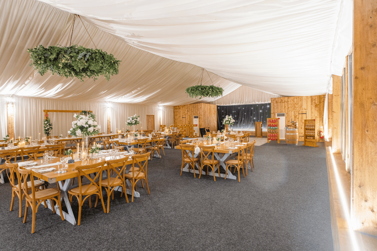 g-barn-wedding-venue-northamptonshire-01